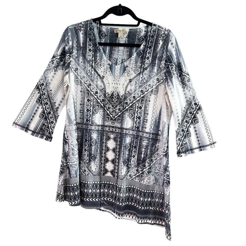 Energe World Wear Pullover Top Size Large Asymmetric Hem 3/4 Sleeve Embellished